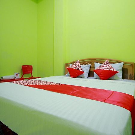 Oyo 2585 Sherren Guest House Lubuklinggau 外观 照片