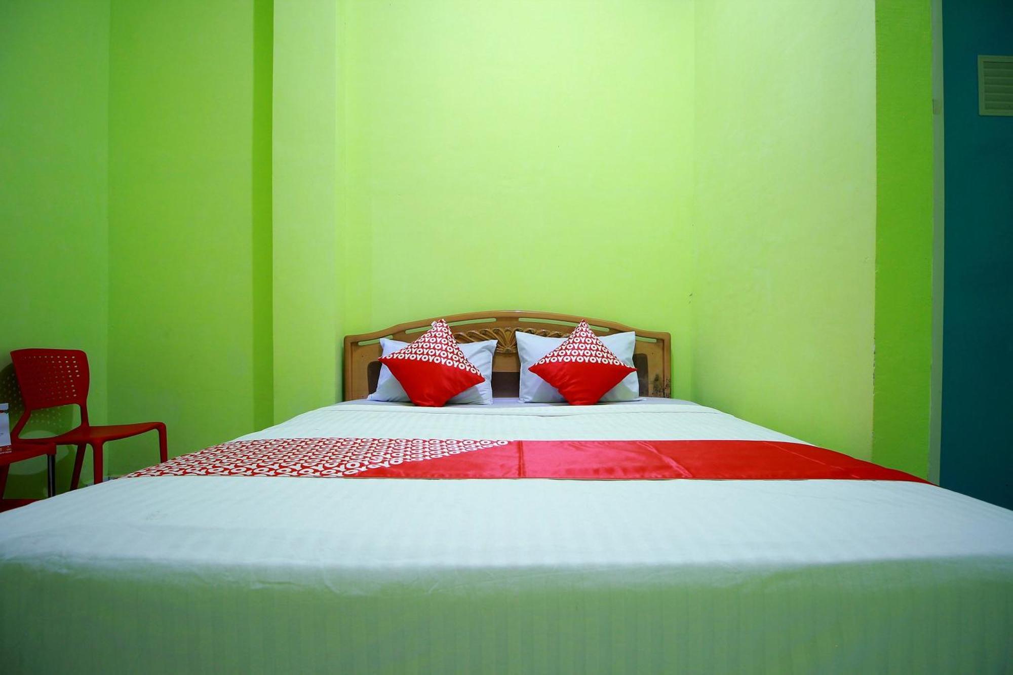 Oyo 2585 Sherren Guest House Lubuklinggau 外观 照片